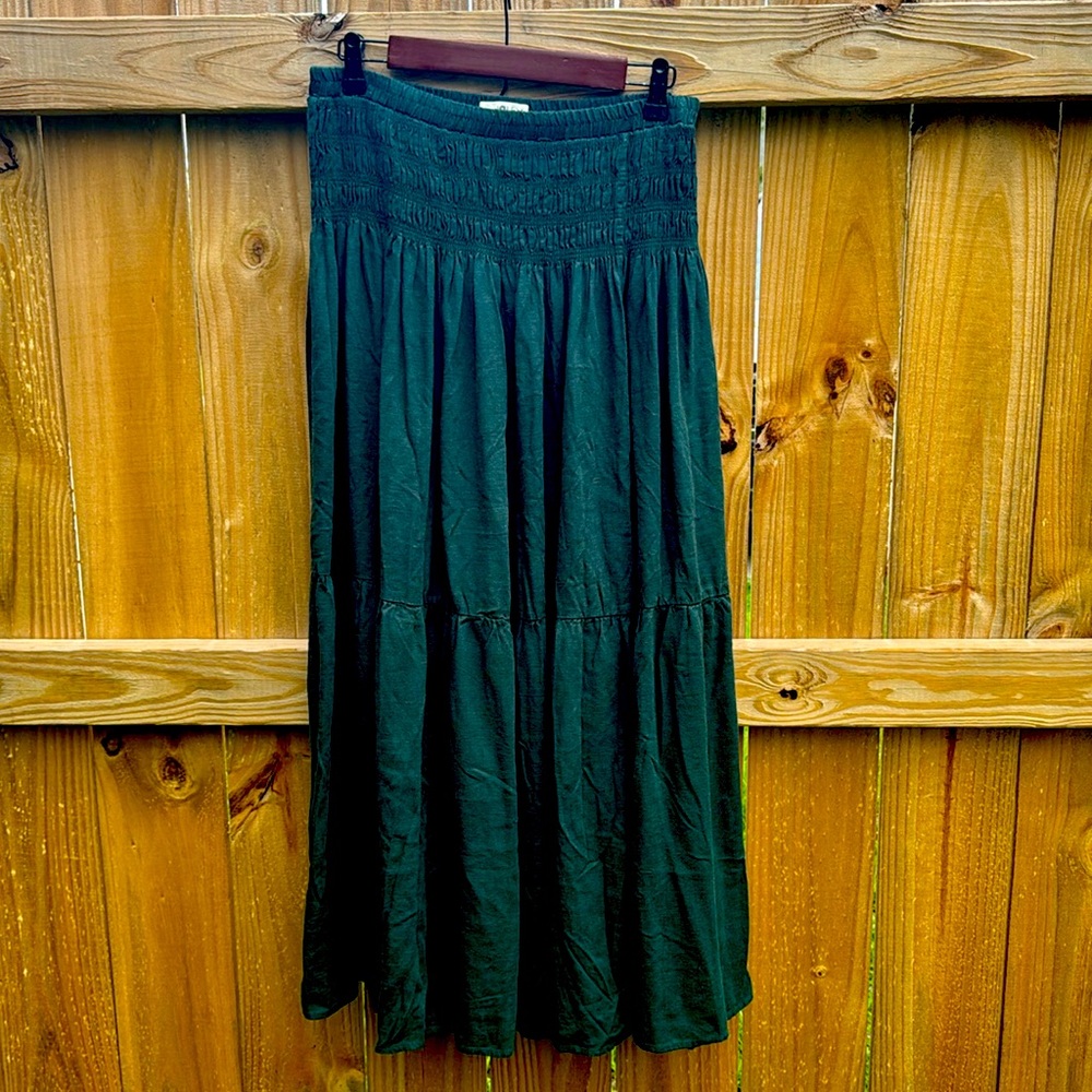 Natural Life Skirt in Evergreen - L